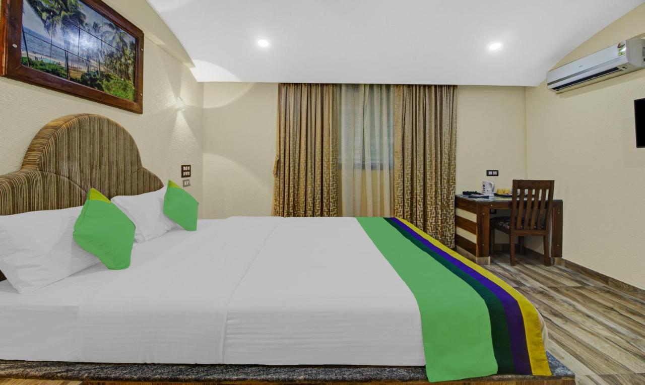 Treebo Majestic Palms, 2 Km From Colva Beach Benaulim Exterior foto