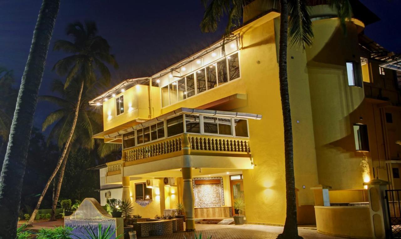 Treebo Majestic Palms, 2 Km From Colva Beach Benaulim Exterior foto
