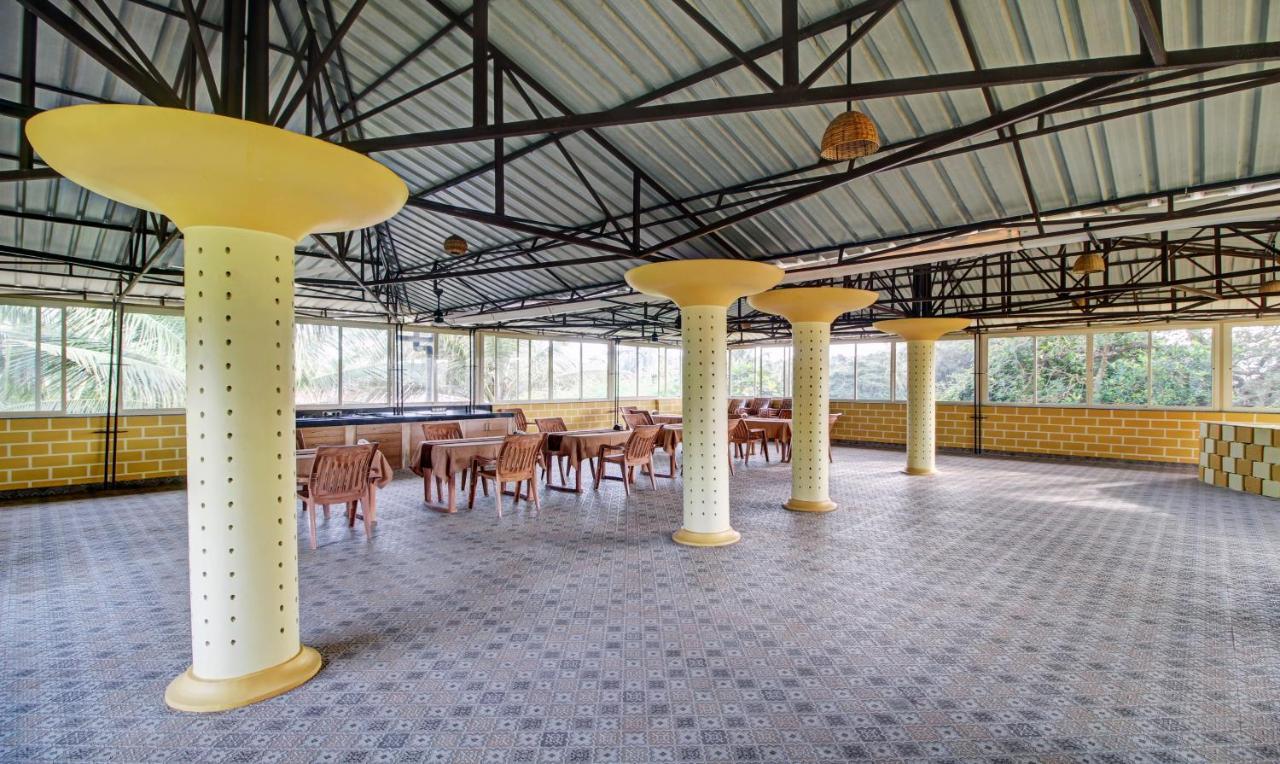 Treebo Majestic Palms, 2 Km From Colva Beach Benaulim Exterior foto